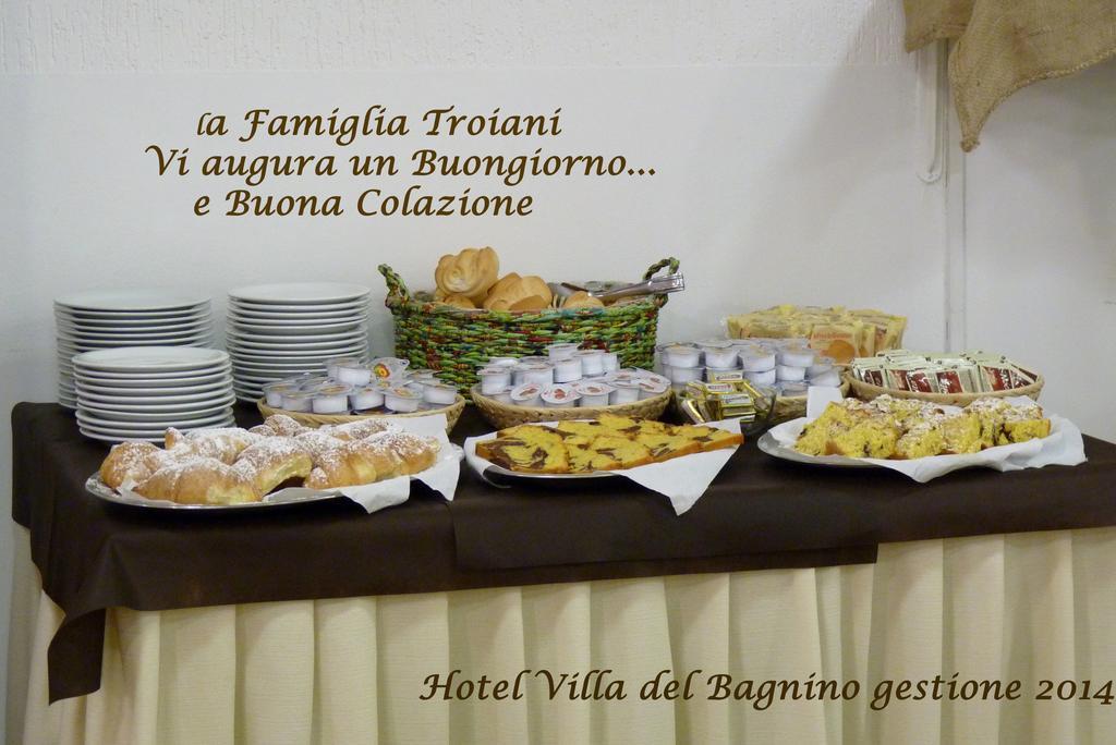 Hotel Villa Del Bagnino リミニ エクステリア 写真